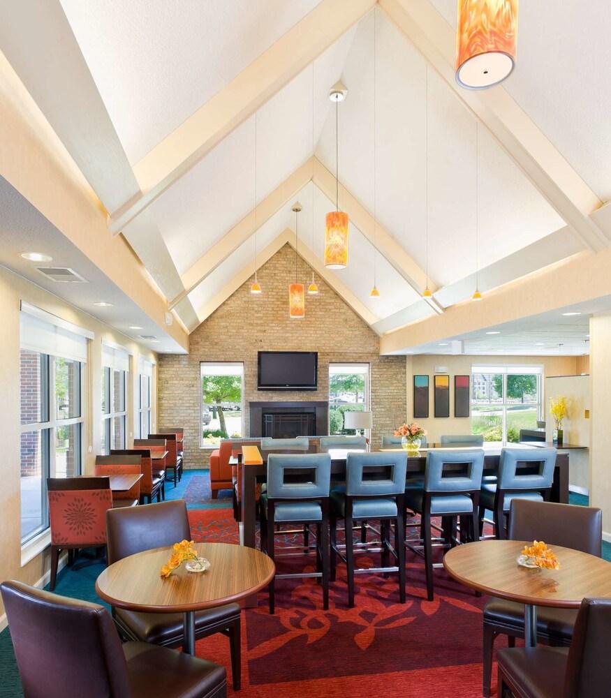Residence Inn By Marriott Cedar Rapids Kültér fotó