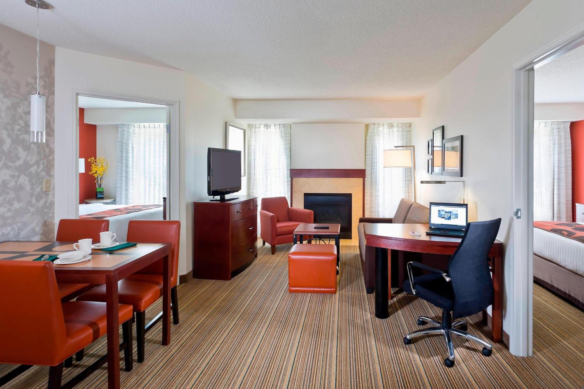 Residence Inn By Marriott Cedar Rapids Kültér fotó